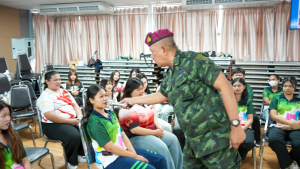 กองพัฒนานักศึกษา มรภ.เทพสตรี ร่วมกับ กองพันปฏิบัติการจิตวิทยา หน่วยบัญชาการสงครามพิเศษ จัดอบรมค่ายเยาวชนรักษ์ชาติ ร่วมรักษาสถาบัน ชาติ ศาสนา และพระมหากษัตริย์