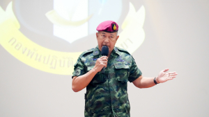 กองพัฒนานักศึกษา มรภ.เทพสตรี ร่วมกับ กองพันปฏิบัติการจิตวิทยา หน่วยบัญชาการสงครามพิเศษ จัดบรรยายปลุกจิตสำนึกรู้คุณแผ่นดิน ชุดขุนศึก 51