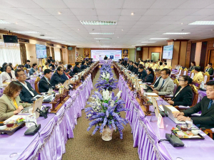 อธิการบดี มรภ.เทพสตรี พร้อมด้วยผู้บริหาร ร่วมการประชุมที่ประชุมอธิการบดีมหาวิทยาลัยราชภัฏ ครั้งที่ 5 (182)/2568