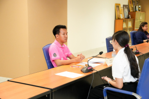 คณะมนุษยศาสตร์ฯ จัดสัมภาษณ์นักศึกษาเพื่อคัดเลือกเข้ารับทุนการศึกษาในงานมหกรรมเทพสตรี 105 ปี