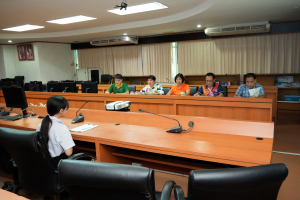 คณะเทคโนโลยีสารสนเทศ จัดสัมภาษณ์นักศึกษาเพื่อคัดเลือกเข้ารับทุนการศึกษาในงานมหกรรมเทพสตรี 105 ปี