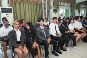 คณะเทคโนโลยีอุตสาหกรรม จัดประกวดดาว เดือน