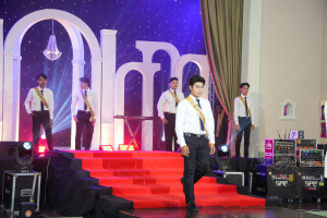 คณะเทคโนโลยีอุตสาหกรรม จัดประกวดดาว เดือน