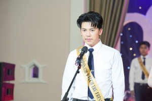 คณะเทคโนโลยีอุตสาหกรรม จัดประกวดดาว เดือน