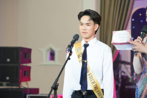 คณะเทคโนโลยีอุตสาหกรรม จัดประกวดดาว เดือน