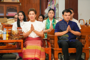 มรภ.เทพสตรี ร่วมงานประเพณีบุญเดือนสิบตักบาตรน้ำผึ้ง ประจำปี พ.ศ. 2568 สืบสานอัตลักษณ์ของชุมชนมอญบางขันหมาก
