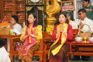 มรภ.เทพสตรี ร่วมงานประเพณีบุญเดือนสิบตักบาตรน้ำผึ้ง ประจำปี พ.ศ. 2568 สืบสานอัตลักษณ์ของชุมชนมอญบางขันหมาก