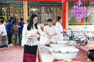 มรภ.เทพสตรี ร่วมงานประเพณีบุญเดือนสิบตักบาตรน้ำผึ้ง ประจำปี พ.ศ. 2568 สืบสานอัตลักษณ์ของชุมชนมอญบางขันหมาก