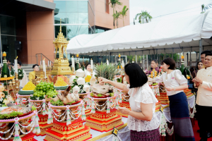 Day 1 : มรภ.เทพสตรี จัดงานมหกรรมเทพสตรี 105 ปี “สร้างพลังท้องถิ่นสู่ความมั่นคง มั่งคั่ง และยั่งยืน” (The 105th Anniversary of TRU: Empower Local Communities for Security, Prosperity and Sustainability)