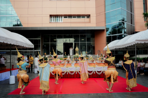 Day 1 : มรภ.เทพสตรี จัดงานมหกรรมเทพสตรี 105 ปี “สร้างพลังท้องถิ่นสู่ความมั่นคง มั่งคั่ง และยั่งยืน” (The 105th Anniversary of TRU: Empower Local Communities for Security, Prosperity and Sustainability)