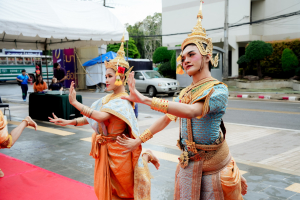 Day 1 : มรภ.เทพสตรี จัดงานมหกรรมเทพสตรี 105 ปี “สร้างพลังท้องถิ่นสู่ความมั่นคง มั่งคั่ง และยั่งยืน” (The 105th Anniversary of TRU: Empower Local Communities for Security, Prosperity and Sustainability)