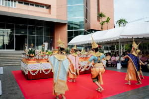Day 1 : มรภ.เทพสตรี จัดงานมหกรรมเทพสตรี 105 ปี “สร้างพลังท้องถิ่นสู่ความมั่นคง มั่งคั่ง และยั่งยืน” (The 105th Anniversary of TRU: Empower Local Communities for Security, Prosperity and Sustainability)