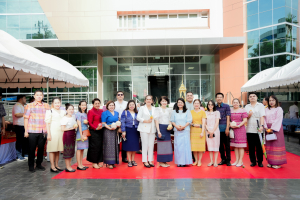 Day 1 : มรภ.เทพสตรี จัดงานมหกรรมเทพสตรี 105 ปี “สร้างพลังท้องถิ่นสู่ความมั่นคง มั่งคั่ง และยั่งยืน” (The 105th Anniversary of TRU: Empower Local Communities for Security, Prosperity and Sustainability)