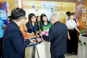 มรภ.เทพสตรี จัดงานมหกรรมเทพสตรี 105 ปี “สร้างพลังท้องถิ่นสู่ความมั่นคง มั่งคั่ง และยั่งยืน” (The 105th Anniversary of TRU: Empower Local Communities for Security, Prosperity and Sustainability)