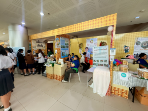 มรภ.เทพสตรี จัดงานมหกรรมเทพสตรี 105 ปี “สร้างพลังท้องถิ่นสู่ความมั่นคง มั่งคั่ง และยั่งยืน” (The 105th Anniversary of TRU: Empower Local Communities for Security, Prosperity and Sustainability)