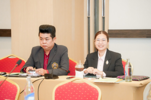 การประชุม คกก.ทบทวนนโยบายสภา มรภ.เทพสตรี