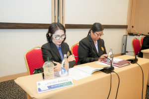 การประชุม คกก.ทบทวนนโยบายสภา มรภ.เทพสตรี