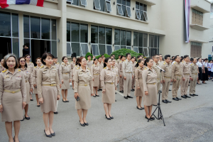 อธิการบดี นำผู้บริหาร คณาจารย์ บุคลากร นักเรียน นักศึกษา มรภ.เทพสตรี ร่วมเคารพธงชาติเนื่องในวันพระราชทานธงชาติไทย 28 กันยายน
