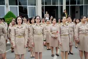 อธิการบดี นำผู้บริหาร คณาจารย์ บุคลากร นักเรียน นักศึกษา มรภ.เทพสตรี ร่วมเคารพธงชาติเนื่องในวันพระราชทานธงชาติไทย 28 กันยายน