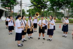 อธิการบดี นำผู้บริหาร คณาจารย์ บุคลากร นักเรียน นักศึกษา มรภ.เทพสตรี ร่วมเคารพธงชาติเนื่องในวันพระราชทานธงชาติไทย 28 กันยายน