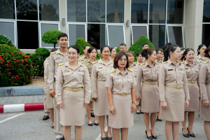 อธิการบดี นำผู้บริหาร คณาจารย์ บุคลากร นักเรียน นักศึกษา มรภ.เทพสตรี ร่วมเคารพธงชาติเนื่องในวันพระราชทานธงชาติไทย 28 กันยายน