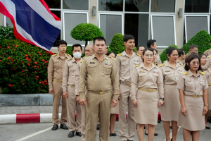 อธิการบดี นำผู้บริหาร คณาจารย์ บุคลากร นักเรียน นักศึกษา มรภ.เทพสตรี ร่วมเคารพธงชาติเนื่องในวันพระราชทานธงชาติไทย 28 กันยายน