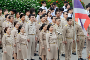 อธิการบดี นำผู้บริหาร คณาจารย์ บุคลากร นักเรียน นักศึกษา มรภ.เทพสตรี ร่วมเคารพธงชาติเนื่องในวันพระราชทานธงชาติไทย 28 กันยายน