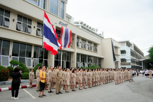 อธิการบดี นำผู้บริหาร คณาจารย์ บุคลากร นักเรียน นักศึกษา มรภ.เทพสตรี ร่วมเคารพธงชาติเนื่องในวันพระราชทานธงชาติไทย 28 กันยายน