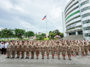 อธิการบดี นำผู้บริหาร คณาจารย์ บุคลากร นักเรียน นักศึกษา มรภ.เทพสตรี ร่วมเคารพธงชาติเนื่องในวันพระราชทานธงชาติไทย 28 กันยายน