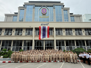 อธิการบดี นำผู้บริหาร คณาจารย์ บุคลากร นักเรียน นักศึกษา มรภ.เทพสตรี ร่วมเคารพธงชาติเนื่องในวันพระราชทานธงชาติไทย 28 กันยายน