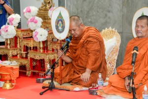 สำนักศิลปะและวัฒนธรรม จัดพิธีทำบุญทักษิณา เพื่อถวายเป็นพระราชกุศลและน้อมรำลึกในพระมหากรุณาธิคุณ รัชกาลที่ 9 เนื่องในวันนวมินทรมหาราช