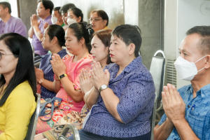 สำนักศิลปะและวัฒนธรรม จัดพิธีทำบุญทักษิณา เพื่อถวายเป็นพระราชกุศลและน้อมรำลึกในพระมหากรุณาธิคุณ รัชกาลที่ 9 เนื่องในวันนวมินทรมหาราช