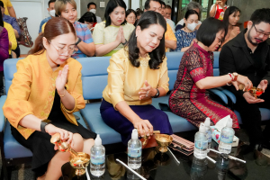 สำนักศิลปะและวัฒนธรรม จัดพิธีทำบุญทักษิณา เพื่อถวายเป็นพระราชกุศลและน้อมรำลึกในพระมหากรุณาธิคุณ รัชกาลที่ 9 เนื่องในวันนวมินทรมหาราช