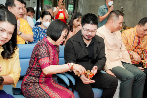 สำนักศิลปะและวัฒนธรรม จัดพิธีทำบุญทักษิณา เพื่อถวายเป็นพระราชกุศลและน้อมรำลึกในพระมหากรุณาธิคุณ รัชกาลที่ 9 เนื่องในวันนวมินทรมหาราช