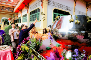 มรภ.เทพสตรี ร่วมงานสืบสานวัฒนธรรมประเพณี 