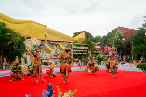 มรภ.เทพสตรี ร่วมงานสืบสานประเพณีตักบาตเทโวโรหณะวันออกพรรษาของเทศบาลตำบลกกโก