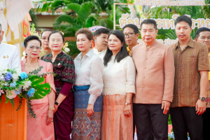 มรภ.เทพสตรี ร่วมงานสืบสานประเพณีตักบาตเทโวโรหณะวันออกพรรษาของเทศบาลตำบลกกโก