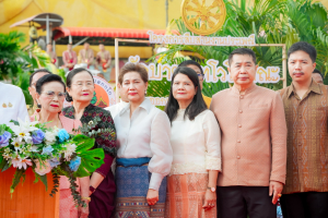 มรภ.เทพสตรี ร่วมงานสืบสานประเพณีตักบาตเทโวโรหณะวันออกพรรษาของเทศบาลตำบลกกโก