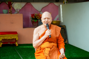 มรภ.เทพสตรี ร่วมงานสืบสานประเพณีตักบาตเทโวโรหณะวันออกพรรษาของเทศบาลตำบลกกโก