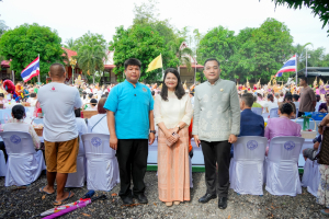 มรภ.เทพสตรี ร่วมงานสืบสานประเพณีตักบาตเทโวโรหณะวันออกพรรษาของเทศบาลตำบลกกโก