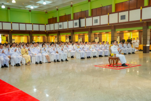 มรภ.เทพสตรี ร่วมกิจกรรมน้อมรำลึกในพระมหากรุณาธิคุณรัชกาลที่ 9 เนื่องในวันนวมินทรมหาราช 