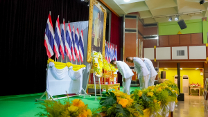 มรภ.เทพสตรี ร่วมกิจกรรมน้อมรำลึกในพระมหากรุณาธิคุณรัชกาลที่ 9 เนื่องในวันนวมินทรมหาราช 