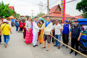มรภ.เทพสตรี ร่วมงานสืบสานประเพณีไทยรามัญบางขันหมาก ปิดทองหลวงปู่ทอกรัก สุวณฺสาโร ประจำปี พ.ศ. 2568