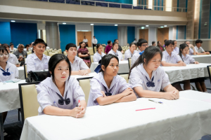 สมาคมนักกลอนแห่งประเทศไทย โดยอนุกรรมการภาคกลาง ร่วมกับ มหาวิทยาลัยราชภัฏเทพสตรี สำนักงานวัฒนธรรมจังหวัดลพบุรี และชมรมวรรณคดีกวีศรีละโว้ จัดประกวดประชันกลอนสด ประจำปี พ.ศ. 2568 ระดับภูมิภาค ภาคกลาง