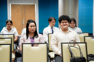 สมาคมนักกลอนแห่งประเทศไทย โดยอนุกรรมการภาคกลาง ร่วมกับ มหาวิทยาลัยราชภัฏเทพสตรี สำนักงานวัฒนธรรมจังหวัดลพบุรี และชมรมวรรณคดีกวีศรีละโว้ จัดประกวดประชันกลอนสด ประจำปี พ.ศ. 2568 ระดับภูมิภาค ภาคกลาง