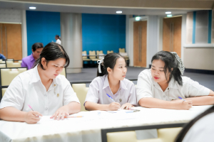 สมาคมนักกลอนแห่งประเทศไทย โดยอนุกรรมการภาคกลาง ร่วมกับ มหาวิทยาลัยราชภัฏเทพสตรี สำนักงานวัฒนธรรมจังหวัดลพบุรี และชมรมวรรณคดีกวีศรีละโว้ จัดประกวดประชันกลอนสด ประจำปี พ.ศ. 2568 ระดับภูมิภาค ภาคกลาง