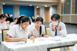 สมาคมนักกลอนแห่งประเทศไทย โดยอนุกรรมการภาคกลาง ร่วมกับ มหาวิทยาลัยราชภัฏเทพสตรี สำนักงานวัฒนธรรมจังหวัดลพบุรี และชมรมวรรณคดีกวีศรีละโว้ จัดประกวดประชันกลอนสด ประจำปี พ.ศ. 2568 ระดับภูมิภาค ภาคกลาง