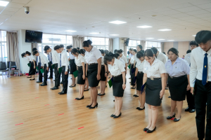 มรภ.เทพสตรี จัดฝึกซ้อมนักศึกษาต้นแบบพิธีฝึกซ้อมรับพระราชทานปริญญาบัตร