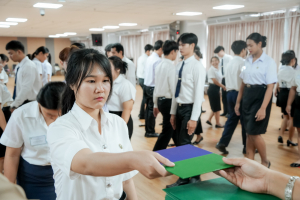 มรภ.เทพสตรี จัดฝึกซ้อมนักศึกษาต้นแบบพิธีฝึกซ้อมรับพระราชทานปริญญาบัตร