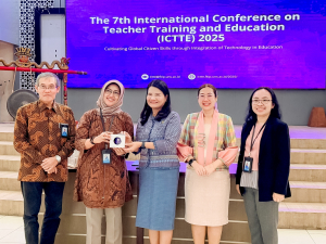 มรภ.เทพสตรี ร่วมลงนามบันทึกข้อตกลงความร่วมมือกับ Universitas Sebelas Maret ประเทศอินโดนีเซีย โอกาสนี้ อธิการบดีร่วมบรรยายพิเศษในงาน The 7th International Conference on Teacher Training and Education